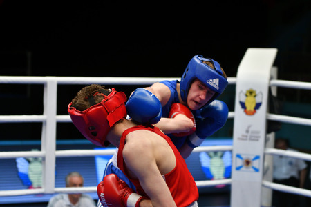 Orenburg, Russia-May 7, 2017 year: Boys boxers compete in the Championship of Russia in boxing among Juniors, born 1999-2000のeditorial素材