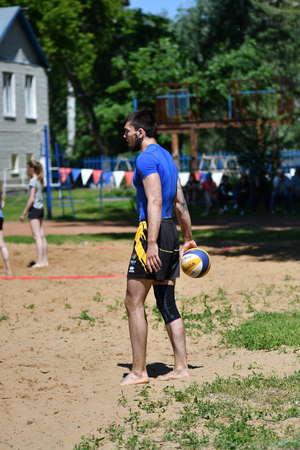 Orenburg, Russia, 9-10 June 2017 year: Boys playing beach volleyball on City tournament Beach Volleyball Golden Sandsのeditorial素材