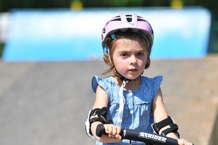 Orenburg, Russia - July 29, 2017 year: little kids learn to ride on Begovel
im Club "MINI BIKE"のeditorial素材