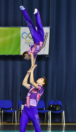 Orenburg, Russia, 26-27 May 2017 years: boys compete in sports acrobatics at the Open Championship Orenburga in sports acrobaticsのeditorial素材