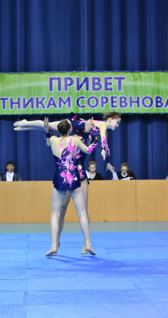 Orenburg, Russia, 26-27 May 2017 years: girl compete in sports acrobatics at the Open Championship Orenburga in sports acrobaticsのeditorial素材