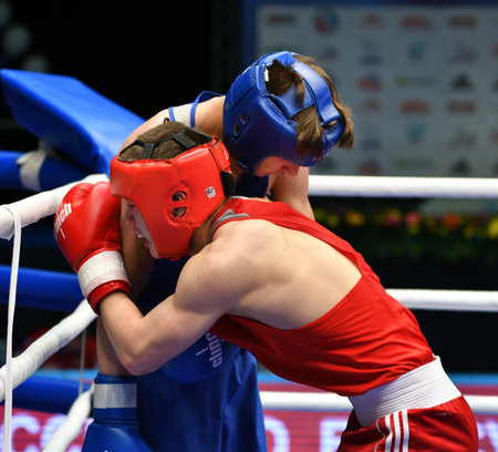 Orenburg, Russia - May 7, 2017: Two boys fighter compete in boxing at the Russian Junior Boxing Championshipの写真素材