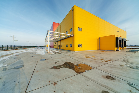 Industrial hall with aluminum facade and panelsの写真素材