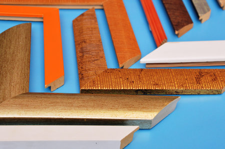 Baguette frames for paintings and images. frame corners