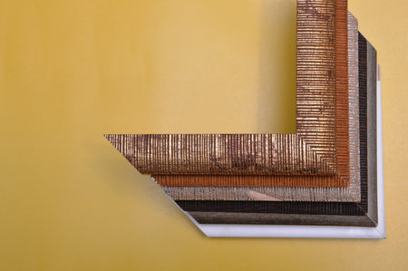 Baguette frames for paintings and images. frame corners
