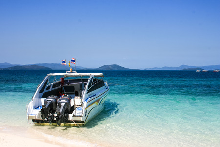Speedboat at Khai island, Thailand.のeditorial素材
