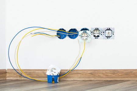 the process of installing sockets in the house.