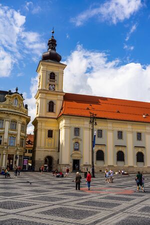 Sibiu, Romania - 2019. Tourists wandering in The Big Square of Sibiu (Piata Mare).のeditorial素材