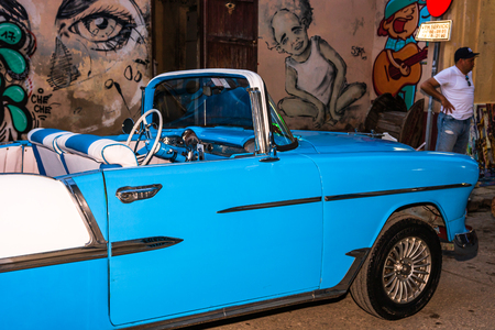 Havana, Cuba â 2019. Parked vintage American classic car.のeditorial素材