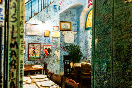 Havana, Cuba â 2019. La Bodeguita del Medio, a worldwide famous Cuban restaurantのeditorial素材