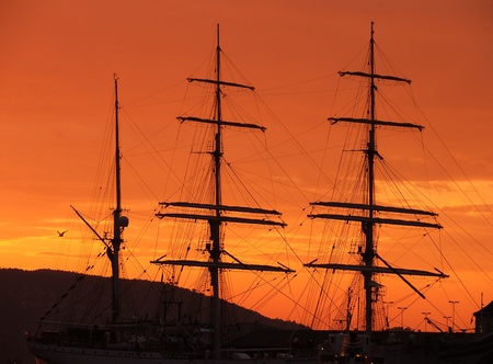 Sunset to seacoast in Bergen (Norway)の写真素材