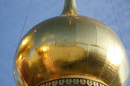 The big gold domes of orthodox church in city centre Moscow, Russia.の写真素材