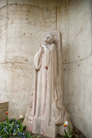 The monument (Maxime Real del Sarte, 1928) at the place of execution of Joan of Arc (Jeanne d'Arc),  Rouen,  Haute-Normandy, Franceのeditorial素材