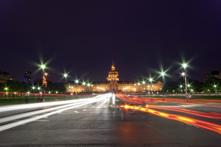 Les Invalides  The National Residence of the Invalids  at night - Paris, Franceのeditorial素材