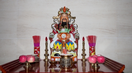 Dharmapala (protector of dharma), Buddhist temple in Beijing, China.  Dharmapala is a type of wrathful deity. The name means Dharma-defender in Sanskrit, also known as the Defenders of the Law (Dharma), or the Protectors of the Lawのeditorial素材