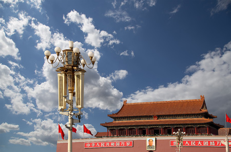 Tiananmen gate tower to the Forbidden City north of Tiananmen Square, Beijing, Chinaのeditorial素材