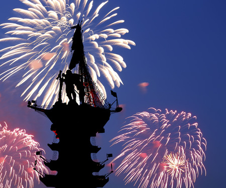 Fireworks over the Piter the Thirst Monument, Moskow, Russia (at night)のeditorial素材