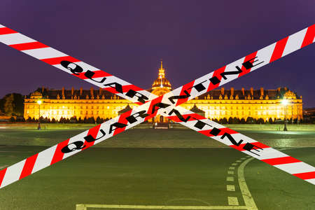 Coronavirus in Paris, France. Quarantine sign. Concept of COVID pandemic and travel in Europe.のeditorial素材