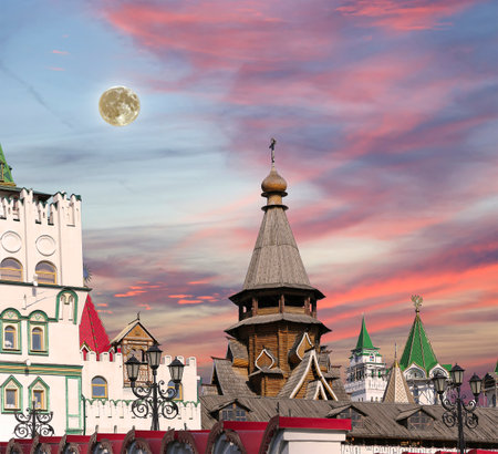 Izmailovsky Kremlin (Kremlin in Izmailovo), Moscow, Russia-- is one of the most colorful and interesting city landmarks, including museums, restaurants, fairs and markets and many other attractionsの写真素材