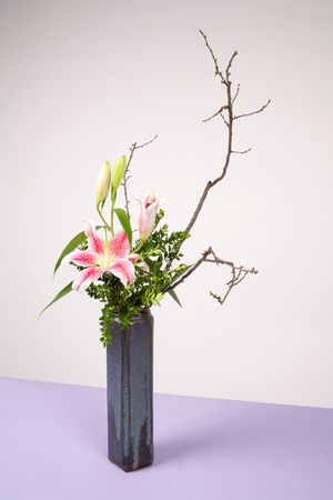 Spring bouquet in a vaseの写真素材