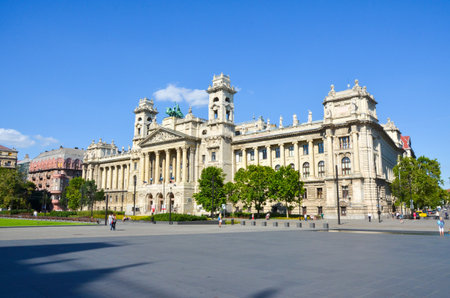 Budapest, Hungary â July 2017: Beautiful historic architecture of a monumental building on Kossuth Lajos Square in Budapest, Hungary.の写真素材