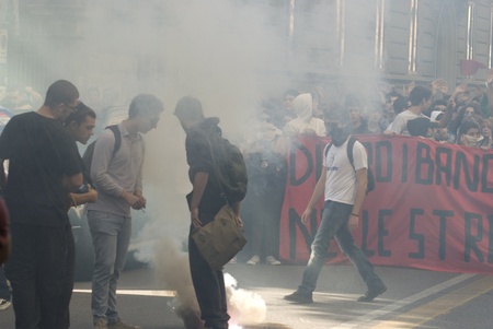 8 october 2010,Florence,Italy. Students protest against the new law of the public instruction.のeditorial素材