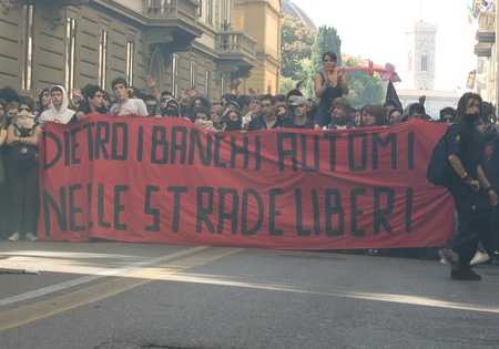 8 october 2010,Florence,Italy. Students protest against the new law of the public instruction.のeditorial素材