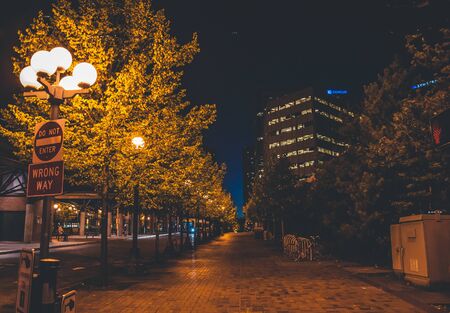 Dark street in Seattle downtown during late eveningの写真素材