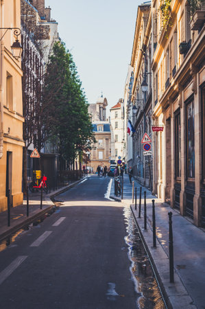 Paris, France - Apr 20, 2019 - Narrow small street in the central part of the cityのeditorial素材