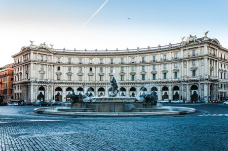 Rome, Italy - Dec 24, 2017 - Evening on the piazza della republica in Romeのeditorial素材