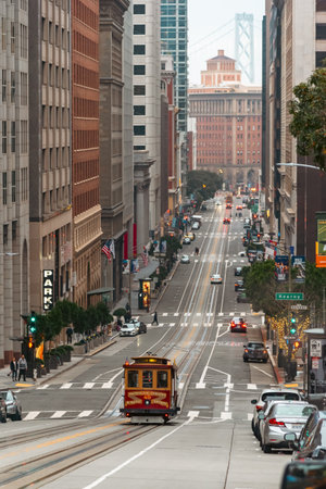 San Francisco, US - 27 Dec, 2023 - Old tram on the streets of downtownのeditorial素材