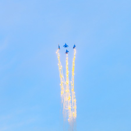 Yalta - June 12: Celebrating the Day of Russia of the flight group Russian Knights (Russkie Vityazi) on June 12, 2014 in Yalta, Russia. Group SU-27 in flightの写真素材