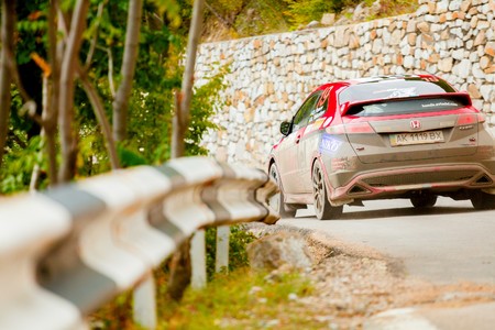 YALTA, UKRAINE - SEPTEMBER 14. Alexey Panov drives his Honda Civic during the WOG Yalta Rally Fest 2013. 2 day. on September 14, 2013 in Yalta, Ukraine.のeditorial素材