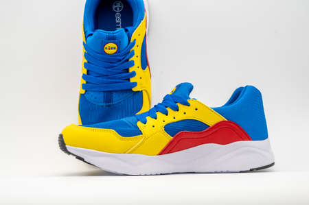 Stylish shoes from the LIDL brand were trendy among young people. The LIDL string specifies its brand. Within a few days, the collection was sold out andのeditorial素材
