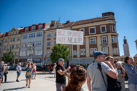 Tabor, Czech Republic - August 04 2022: Election campaign, Andrej Babi tours Czech cities in a camper van, people protest, whistleのeditorial素材