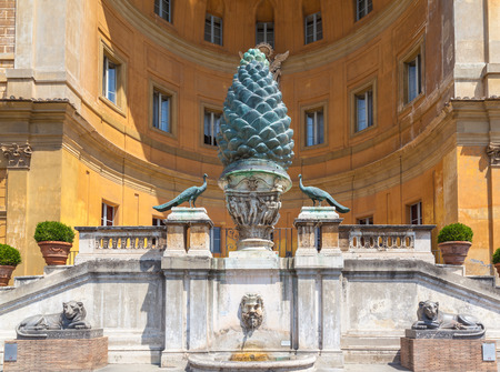 Cone and peacock statues in countyard of Vatican museumのeditorial素材