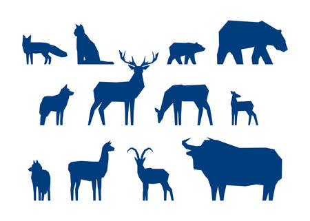 Set of low poly animals. Silhouettes of bear, deer, wolf, mountain goat, etc. Vector illustrationのイラスト素材