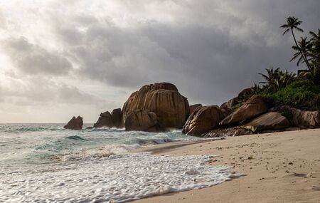 Granite rocks at the beach, Seychellesの写真素材
