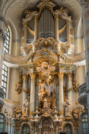20.07.2018 Dresden, Germany - Dresden, Germany. The interior of the Frauenkirche cathedral.のeditorial素材
