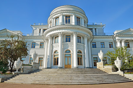 Yelagin palace in Saint-Petersburg, Russiaのeditorial素材