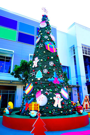 Decorate a large Christmas tree in the festival of happiness during the New Year's Eve and welcome the new year.の写真素材