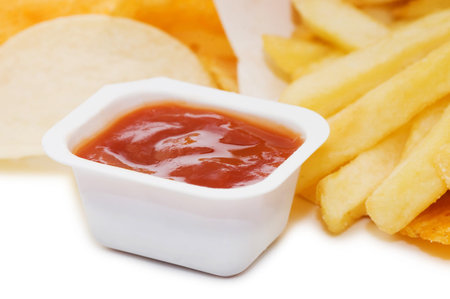 potato chips with sauce 