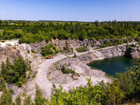 Granite quarry and old technique.