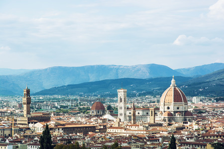 Florence (Italian: Firenze, alternative obsolete form: Fiorenza; Latin: Florentia) is the capital city of the Italian region of Tuscany and of the province of Florence.の写真素材