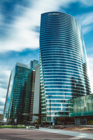Puteaux, France - November 9, 2019: The EDF-PB6 tower (Electricite De France), in La Defense Square. The facade has the extrusion of a cone. Pei Cobb Freed & Partners Architects, 2001のeditorial素材