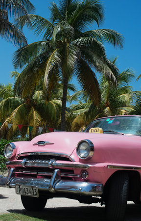 classic car on the streets of Varaderoのeditorial素材