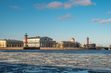 Floating of ice on the river Neva in Saint-Petersburgの写真素材