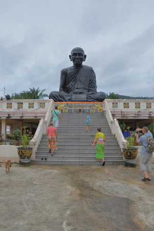 Statue of a seated monk in a temple monk Sittingのeditorial素材