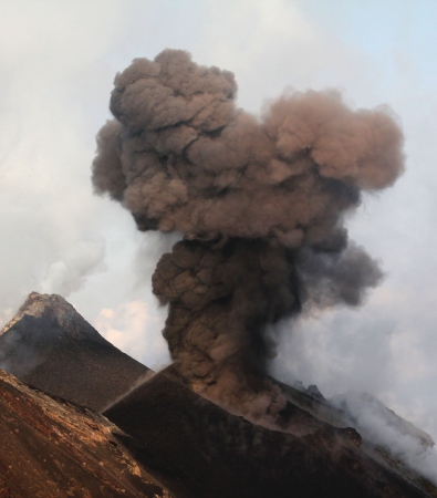 Horizontal view into the erupting crater Volcano Stromboliの写真素材