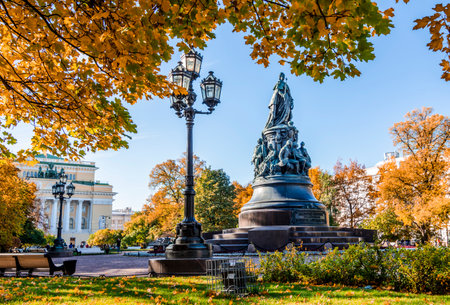 Autumn Petersburg. Catherine the Great monument in autumn foliage, Saint Petersburg, Russiaの写真素材